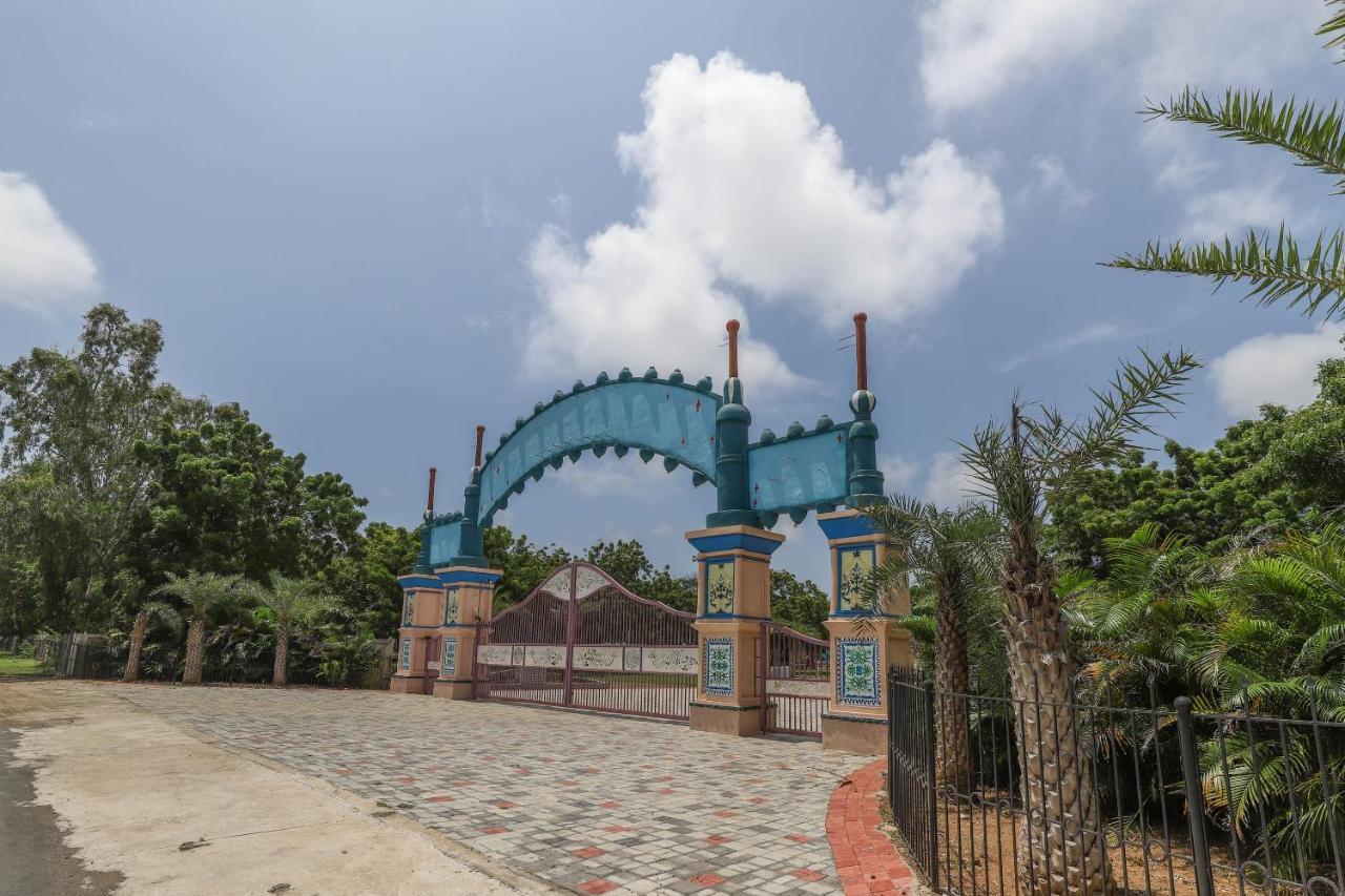Capital O 49279 Chhab Chhaba Chhab Water Fun Park & Resort Damka Extérieur photo